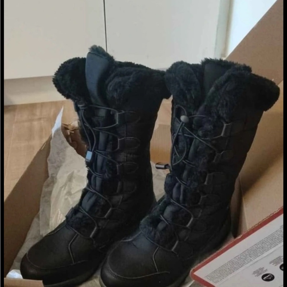 Cozy Black Winter Boots for Women